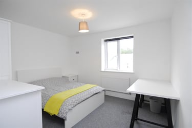 2 bed flat, Belgrave Lane, Mutley, Plymouth, PL47DA - Image 4